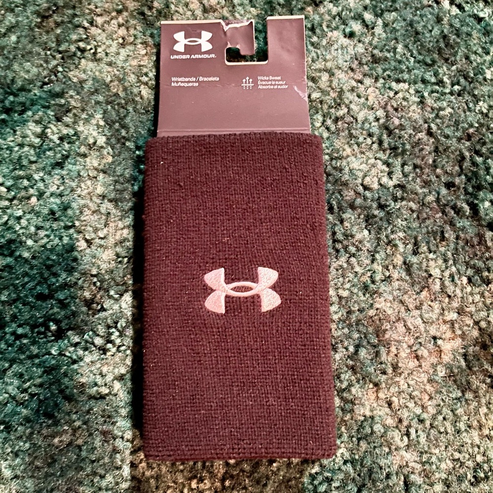 NEW Under Armour Wristbands